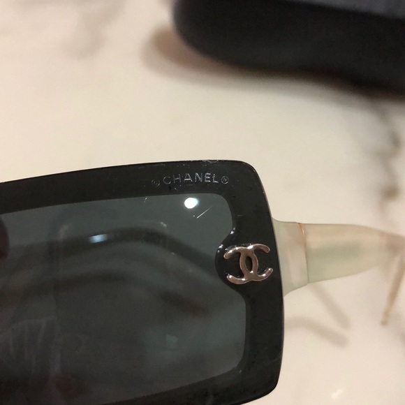 CHANEL Accessories - Authentic Vintage Chanel Y2K-Era Sunglasses